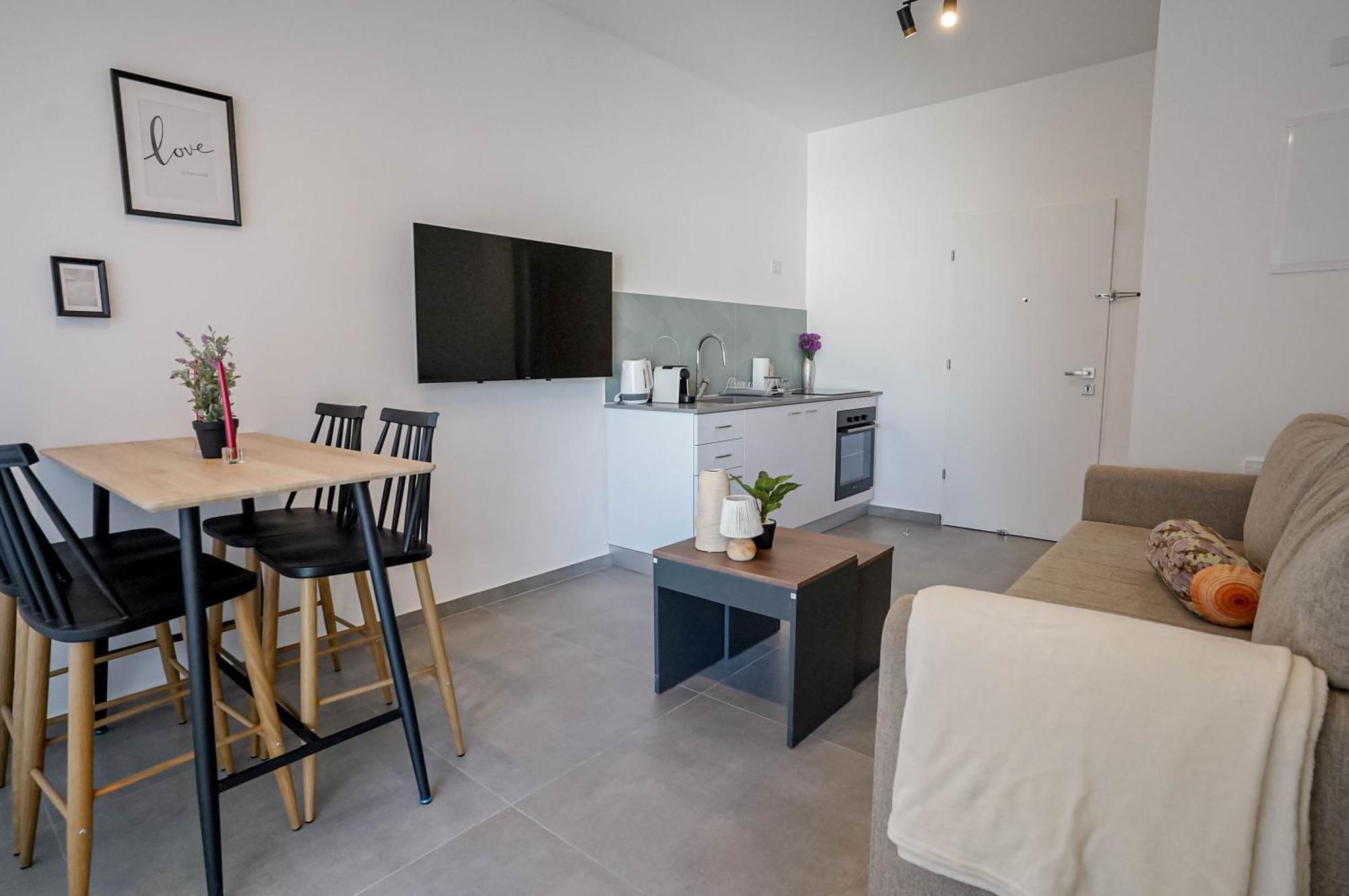 Red Sea Icon Apartment